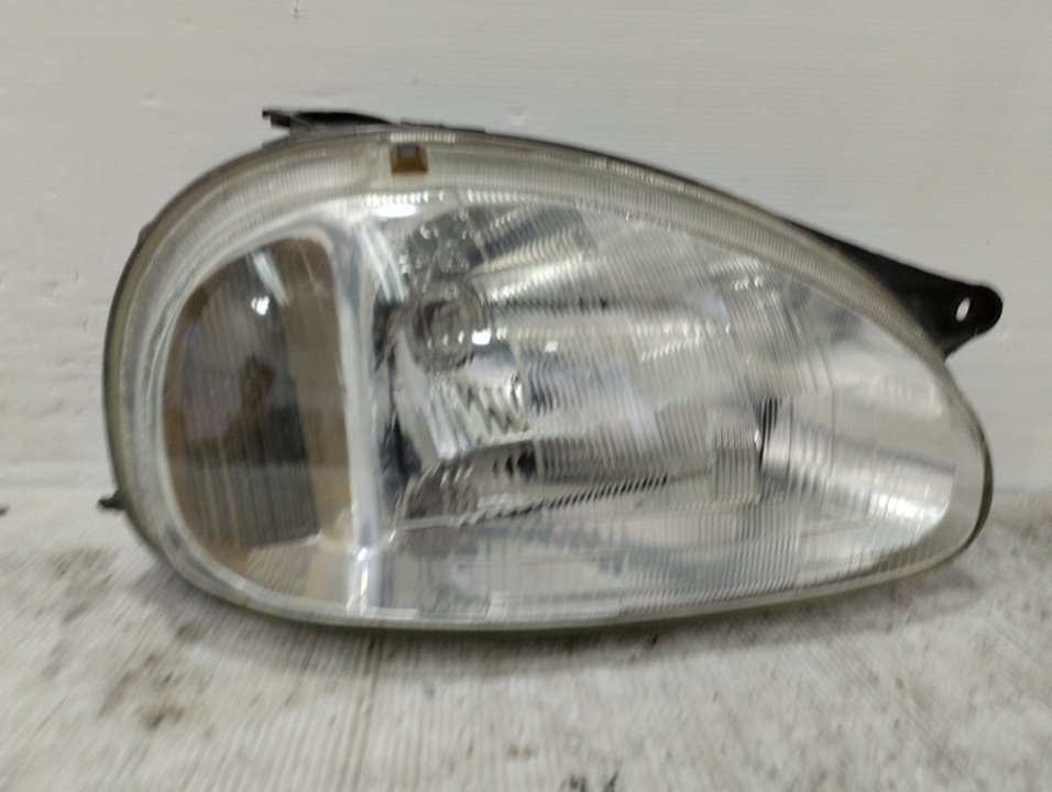 VOLKSWAGEN Corsa B (1993-2000) Front Right Headlight 5027 21275186