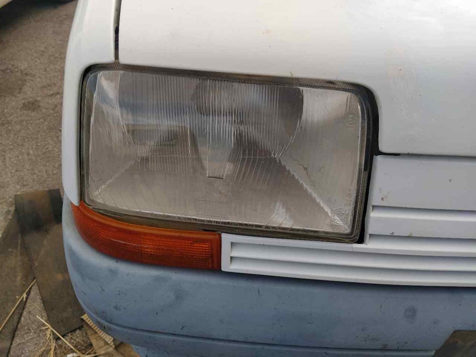 OPEL Astra F (1991-2002) Front Right Headlight 25361193