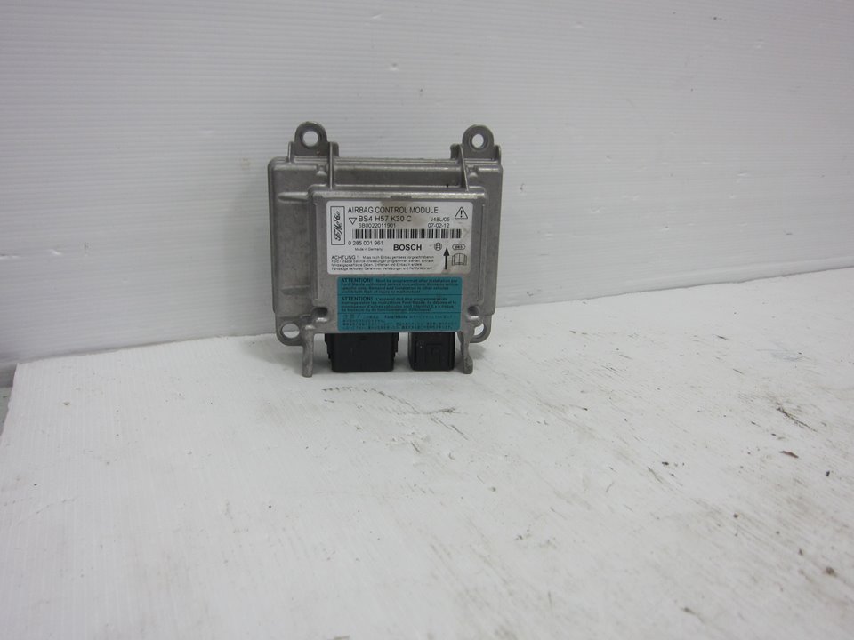 MAZDA 3 BK (2003-2009) SRS Control Unit BS4H57K30C 26242408