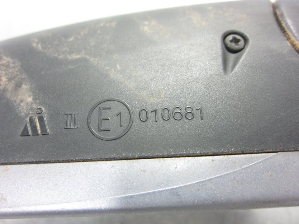 SUZUKI A4 B7/8E (2004-2008) Зеркало передней правой двери E1010681 25090850