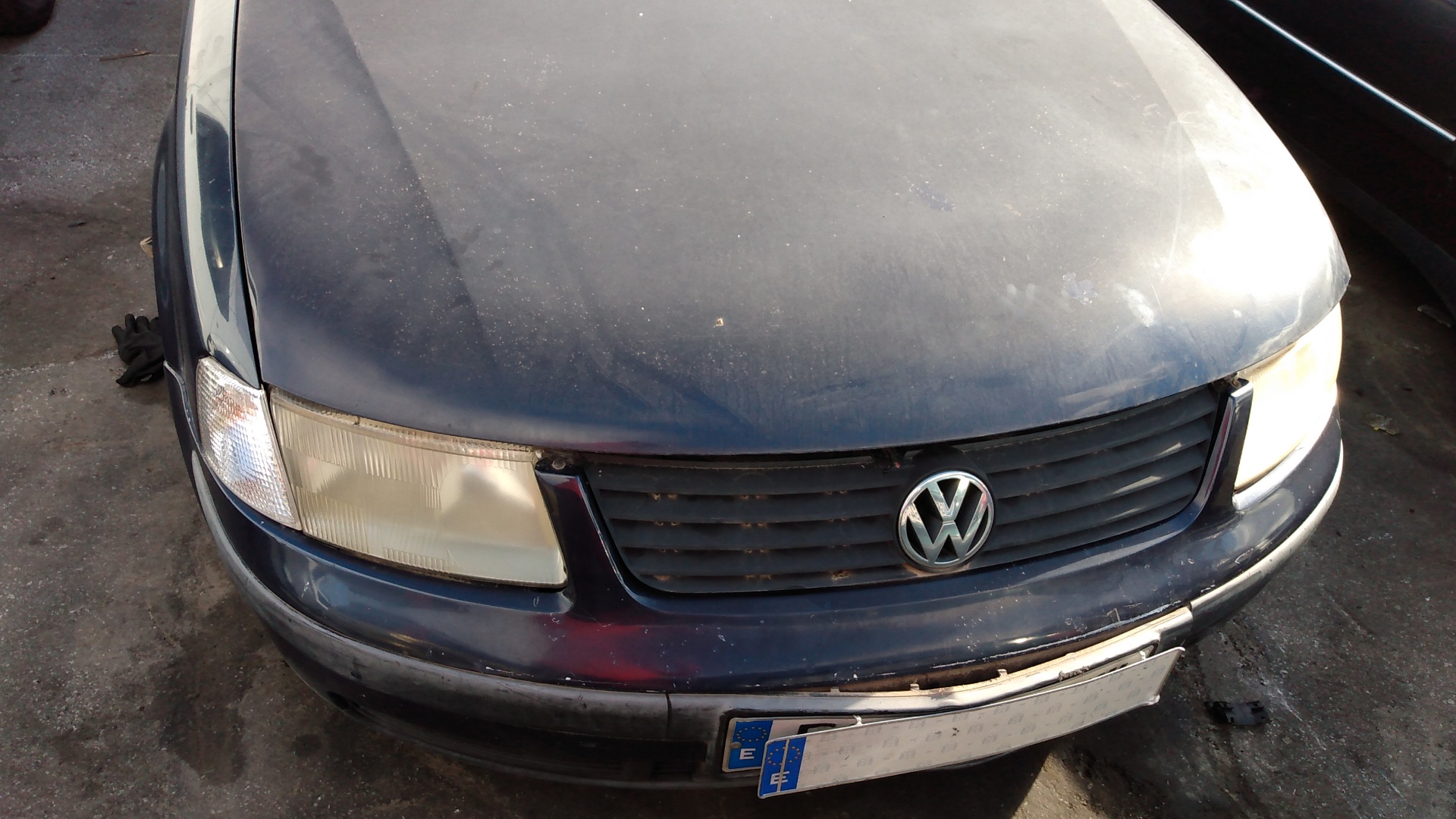 VOLKSWAGEN Passat B5 (1996-2005) Решетка радиатора 3B0853653C 21275448