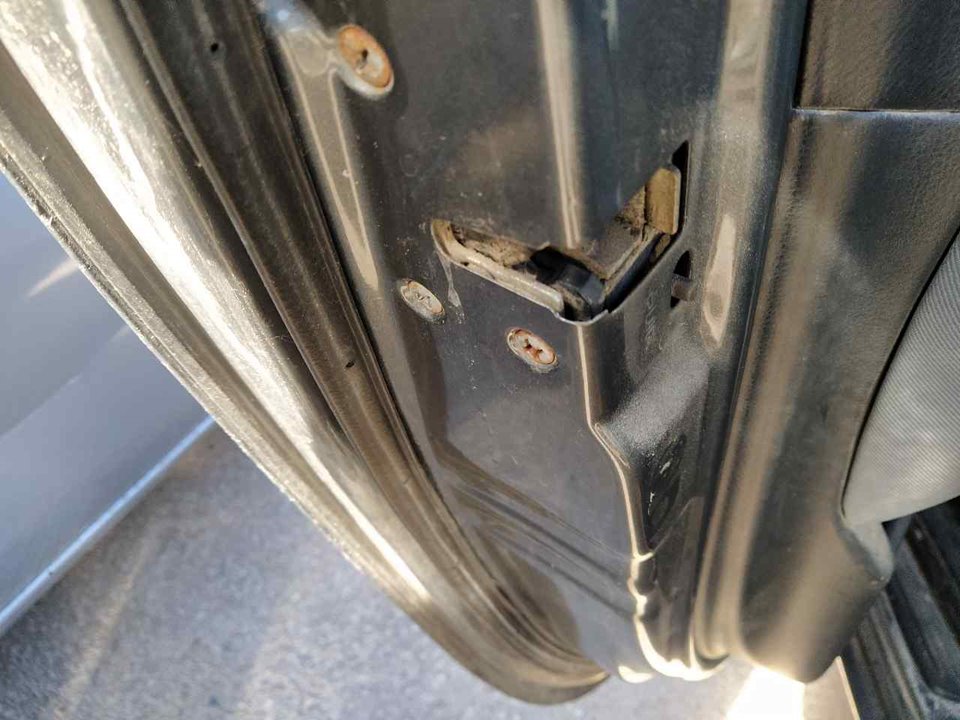 NISSAN Primera P12 (2001-2008) Rear Left Door Lock 25334407