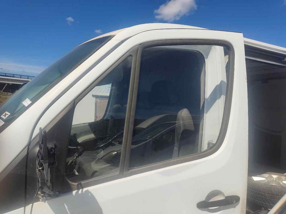 MERCEDES-BENZ Sprinter 2 generation (906) (2006-2018) Levé přední okno 25756346