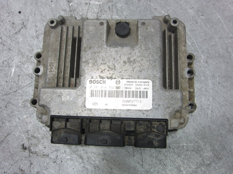 RENAULT Unitate de control motor 8200527713 24766542