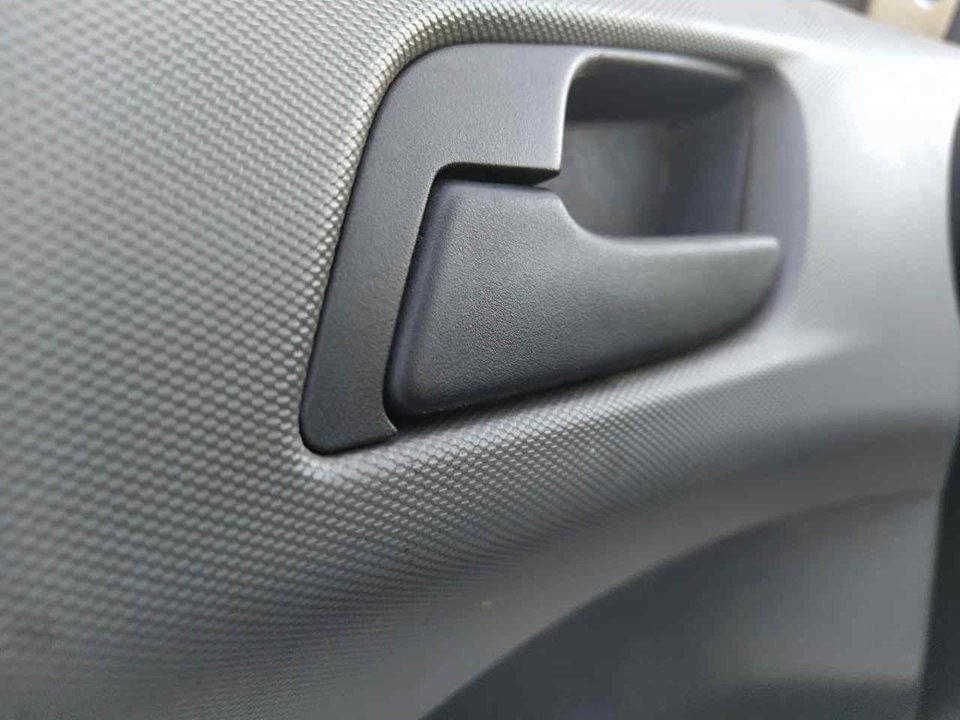 CHEVROLET Aveo T300 (2011-2020) Front Left Door Interior Handle Frame 25780205