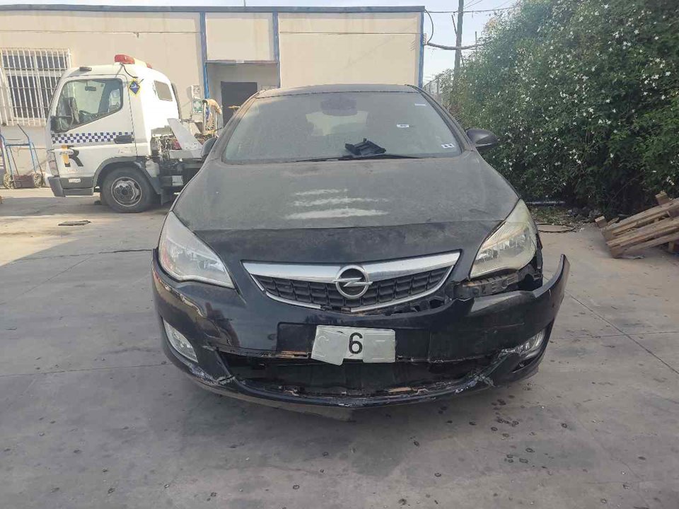 OPEL Astra J (2009-2020) Фонарь задний левый 13306459 21308409