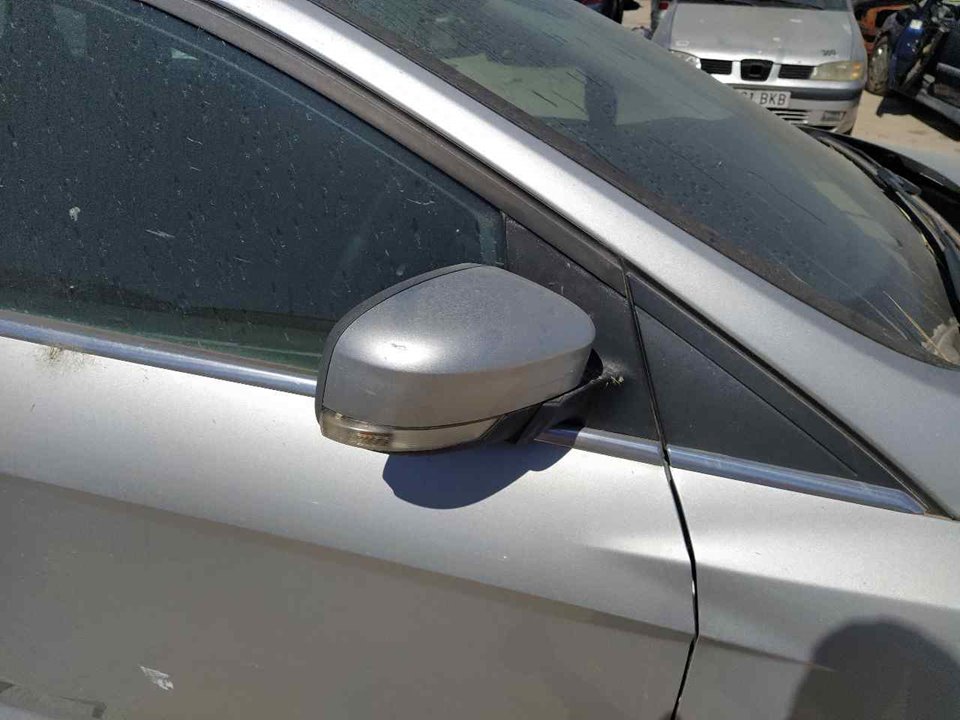 FORD Focus 3 generation (2011-2020) Right Side Wing Mirror 25322826