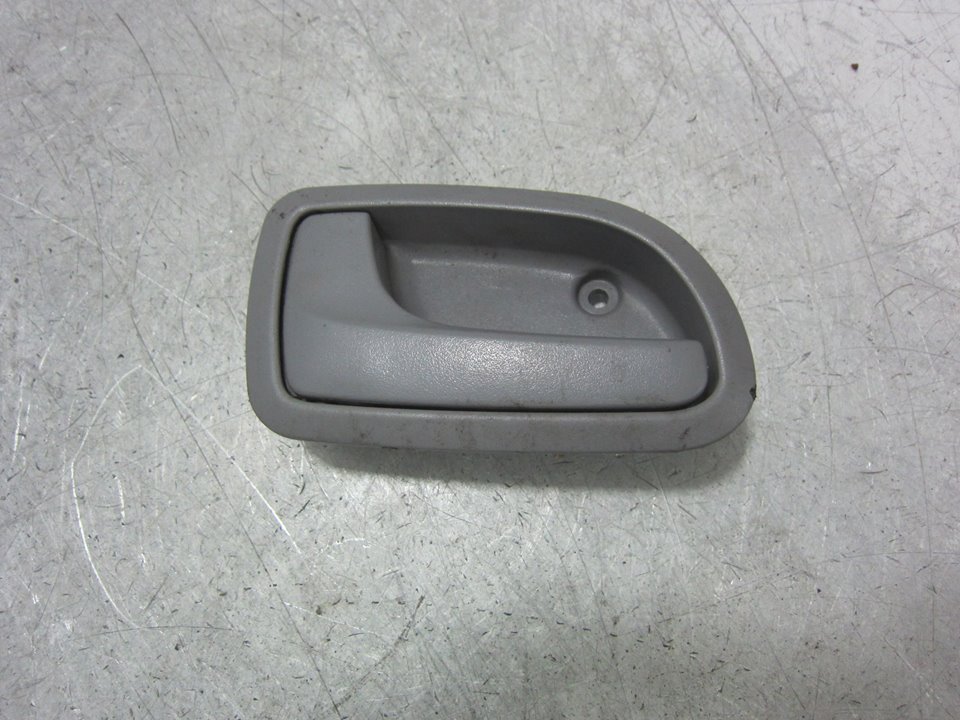 KIA Picanto 1 generation (2004-2011) Priekinių kairių durų vidinis rankenos rėmelis 8261007000 24939710