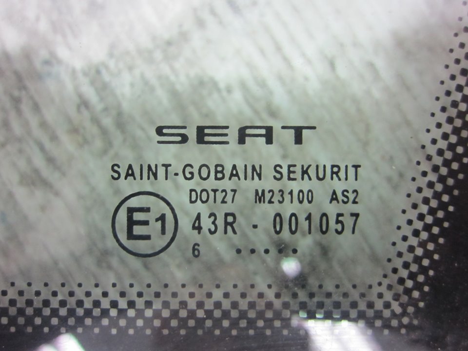 SEAT Toledo 3 generation (2004-2010) Priekšējais kreisais durvju stikls 43R001057 24934619