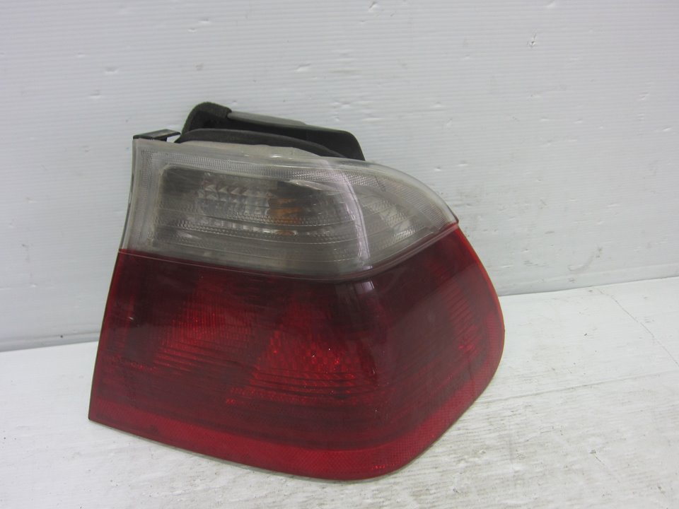 BMW 3 Series E46 (1997-2006) Rear Right Taillight Lamp 63218383100 25416408