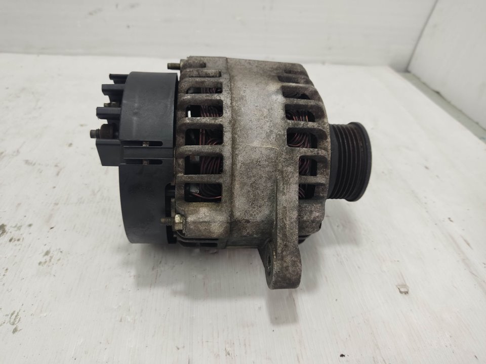 OPEL Zafira B (2005-2010) Alternator 93169028 21137849