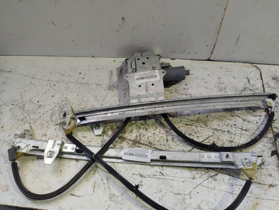 CITROËN Xsara Picasso 1 generation (1999-2010) Front Right Door Window Regulator 0130821762 21307865