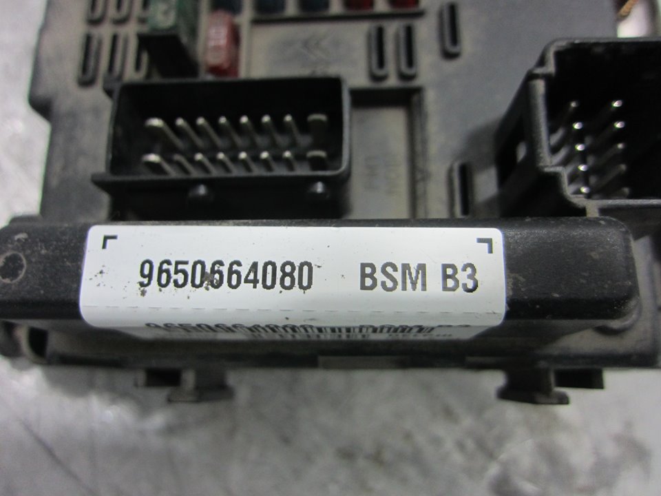 MITSUBISHI 307 1 generation (2001-2008) Other part 9650664080 24964111