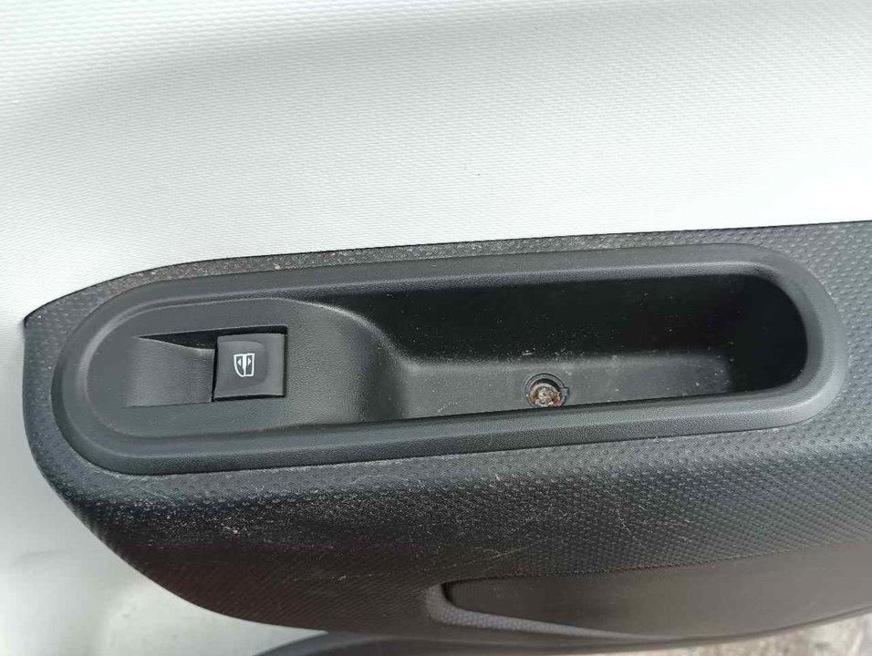RENAULT Twingo 3 generation (2014-2023) Кнопка стеклоподъемника передней правой двери 25336056