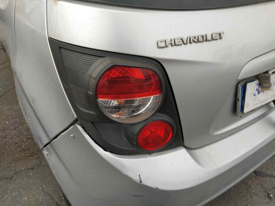 CHEVROLET Aveo T300 (2011-2020) Levý zadní koncové světlo 25780231