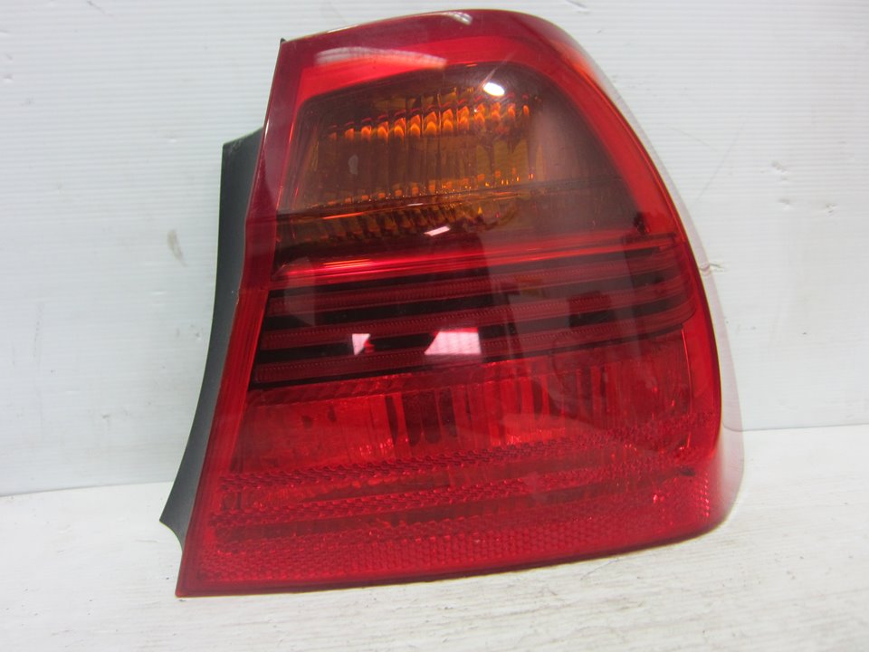 BMW 3 Series E90/E91/E92/E93 (2004-2013) Rear Right Taillight Lamp 6937458 24952585