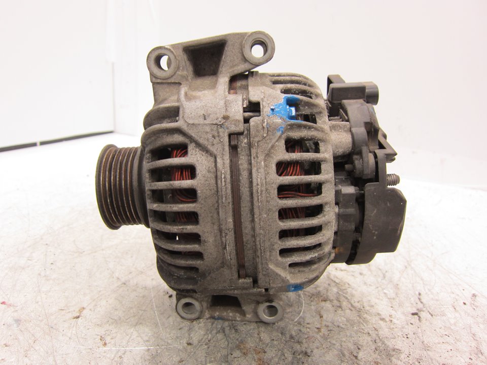 SUZUKI A4 B6/8E (2000-2005) Генератор 0124515059287 24963830