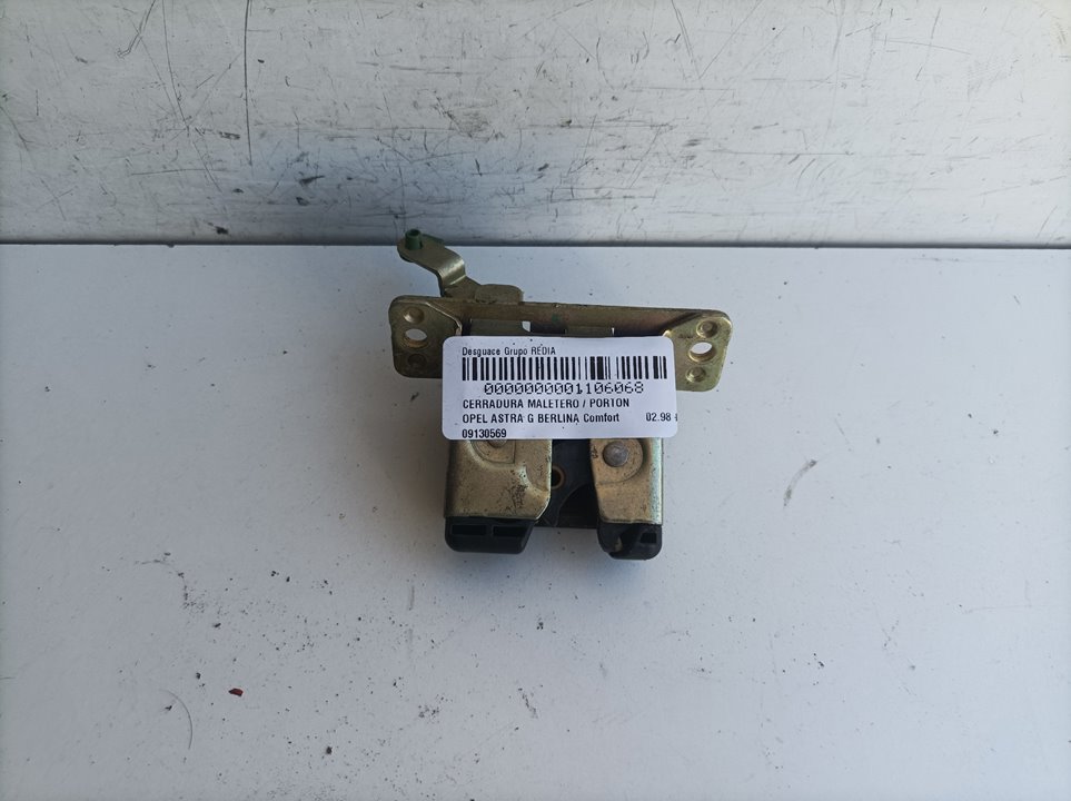 OPEL Astra H (2004-2014) Tailgate Boot Lock 09130569 24880931