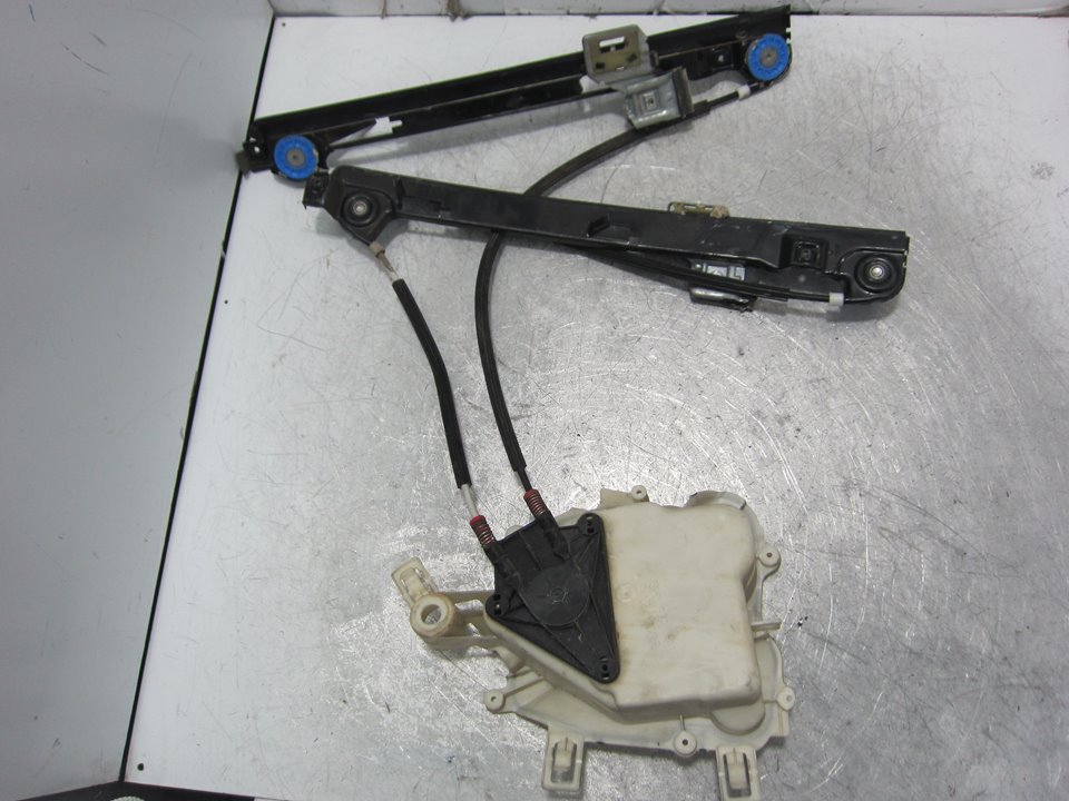 SEAT Toledo 3 generation (2004-2010) Front Right Door Window Regulator 1K0959792M 24935329