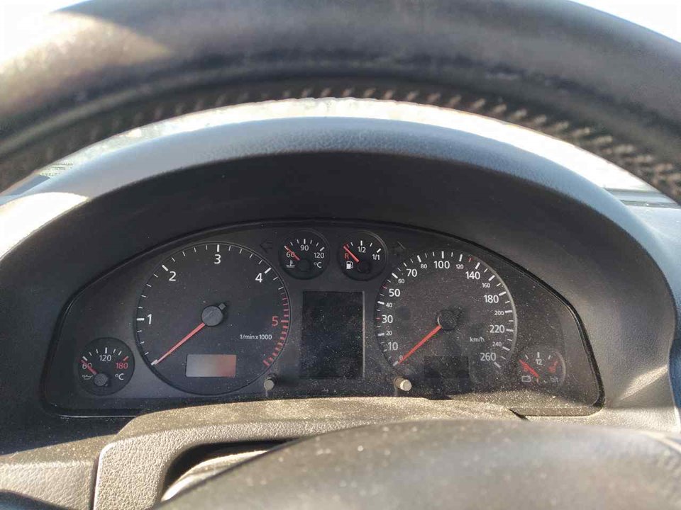 AUDI A6 C5/4B (1997-2004) Speedometer 25361109