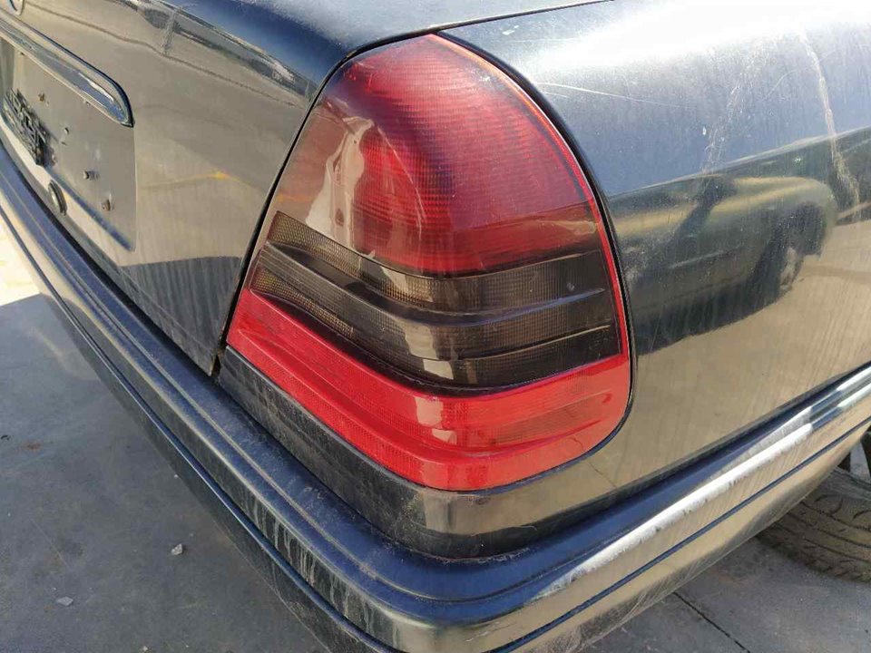 MERCEDES-BENZ C-Class W202/S202 (1993-2001) Rear Right Taillight Lamp 2028203664 24934221