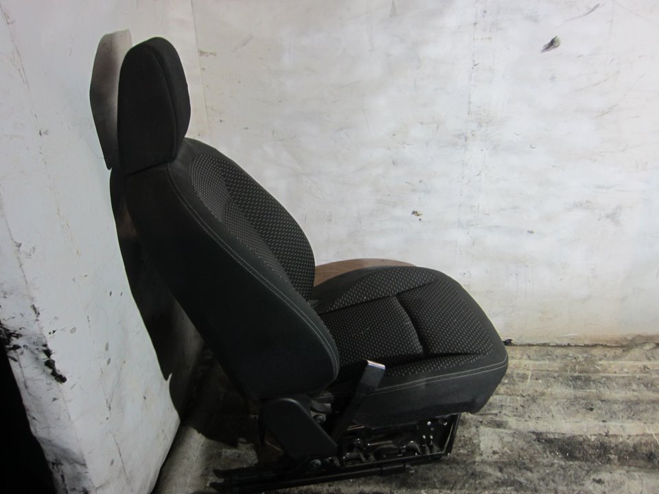 NISSAN Qashqai 1 generation (2007-2014) Seats 25381853