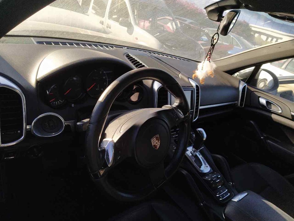 PORSCHE Cayenne 958 (2010-2018) Steering Wheel 25322626