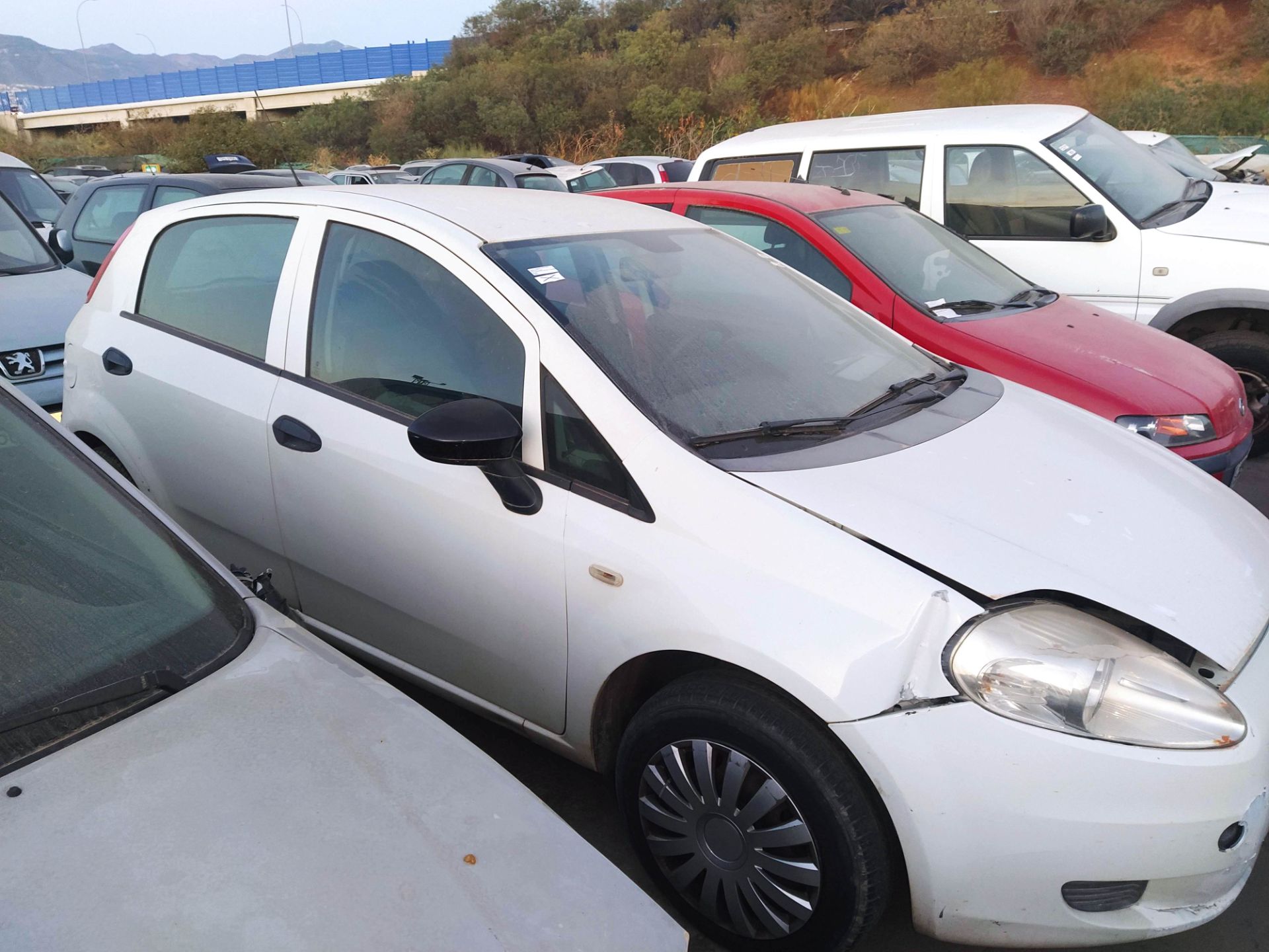 FIAT Punto 3 generation (2005-2020) Pravý predný náboj kolesa 25764709