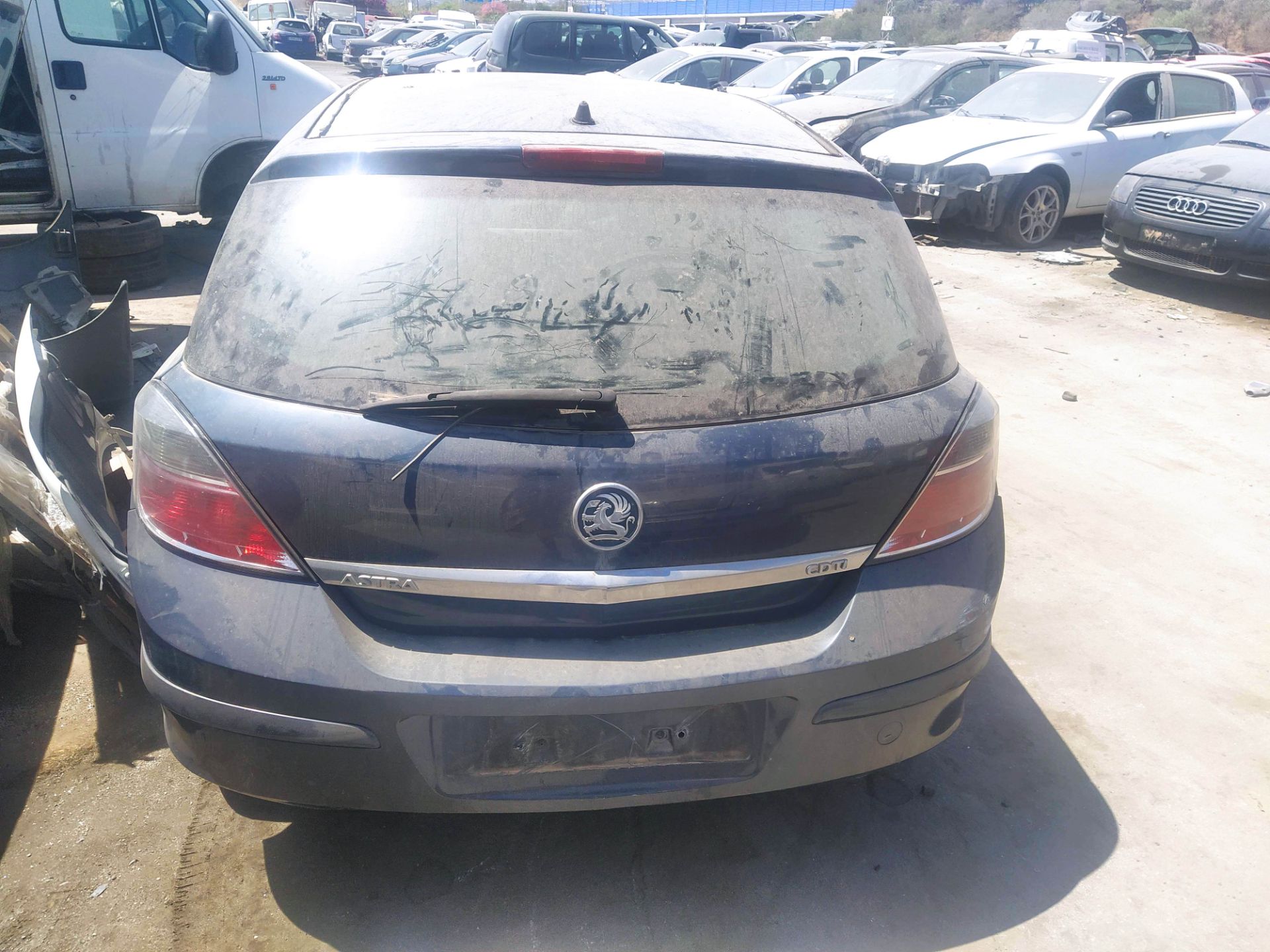 OPEL Astra H (2004-2014) Κινητήρας 25785567