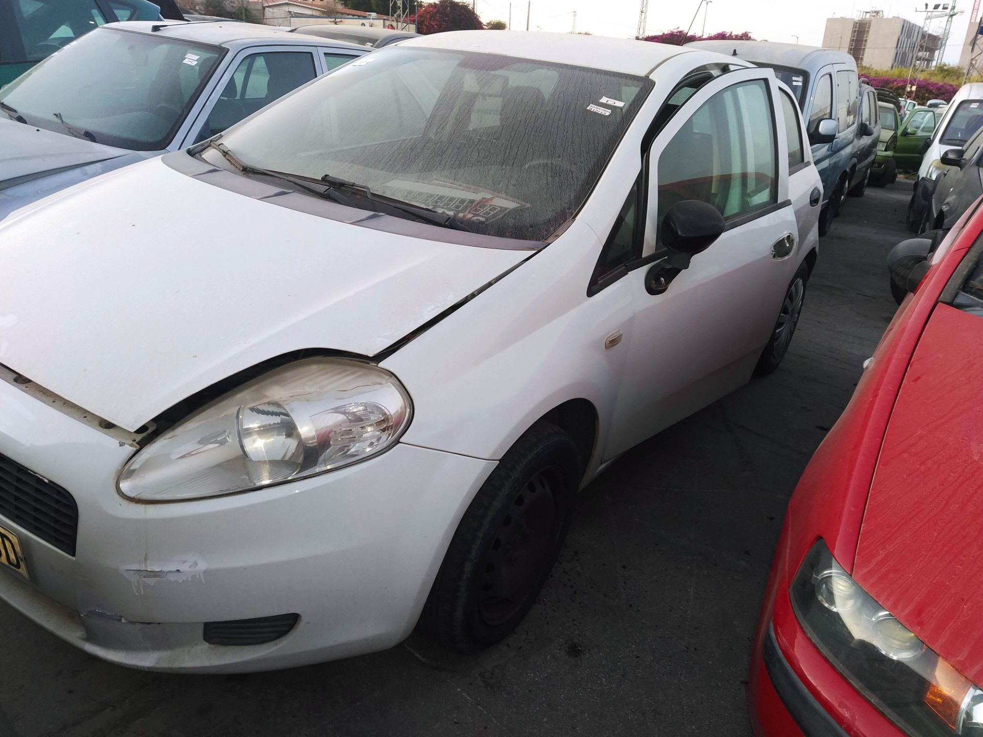 FIAT Punto 3 generation (2005-2020) Αριστερό μπροστινό φανάρι 25764646