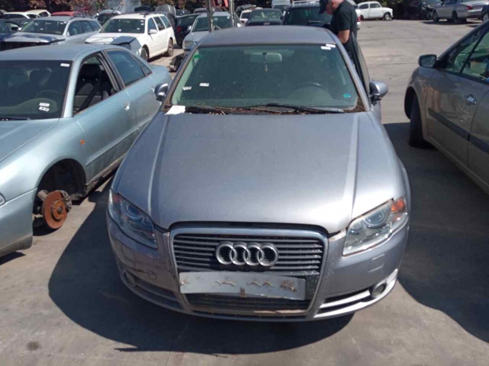 AUDI A4 B7/8E (2004-2008) Άλλα μέρη του σώματος 25414053