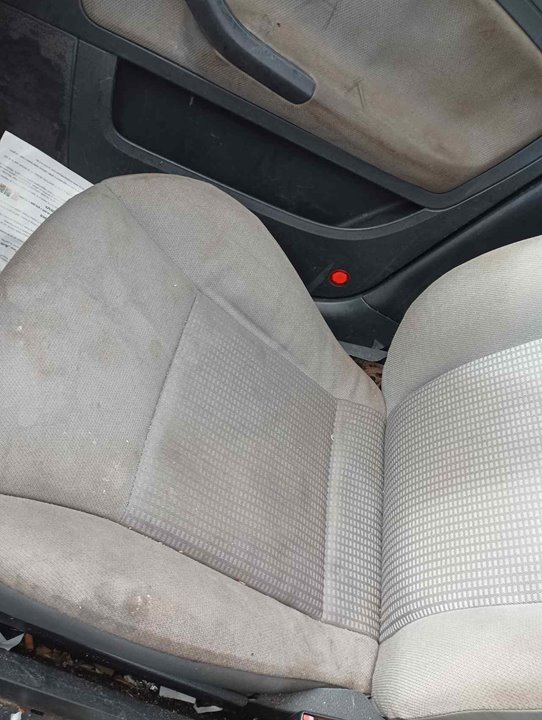 SEAT Ibiza 3 generation (2002-2008) Сиденье переднее правое 25336126