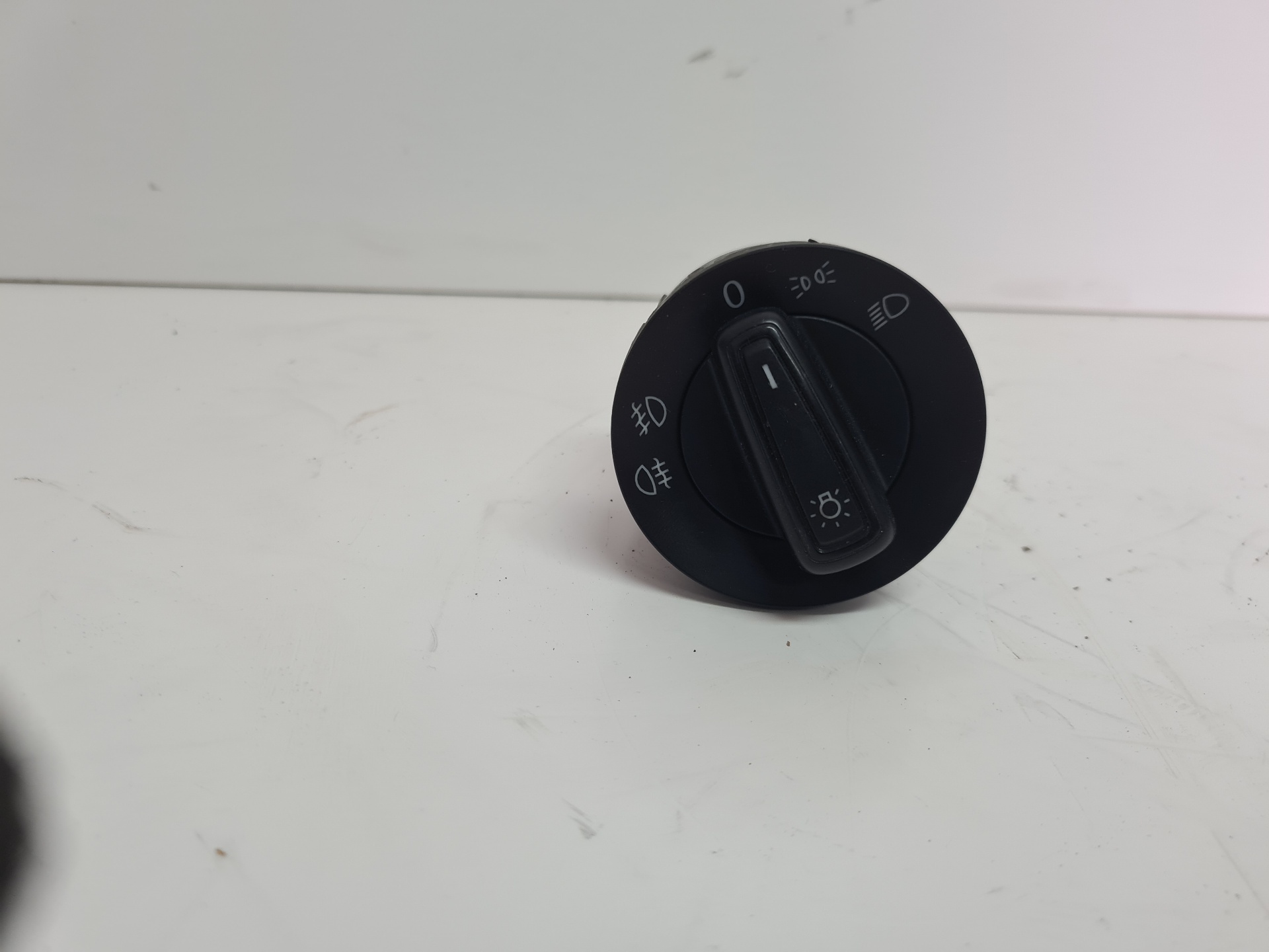 VOLKSWAGEN Golf 7 generation (2012-2024) Headlight Switch Control Unit 5G0941431AR 21280951