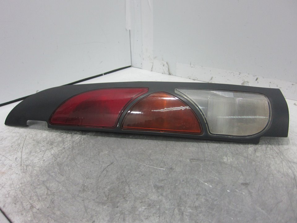 RENAULT Kangoo 1 generation (1998-2009) Feu arrière droit 7700308714 24925598