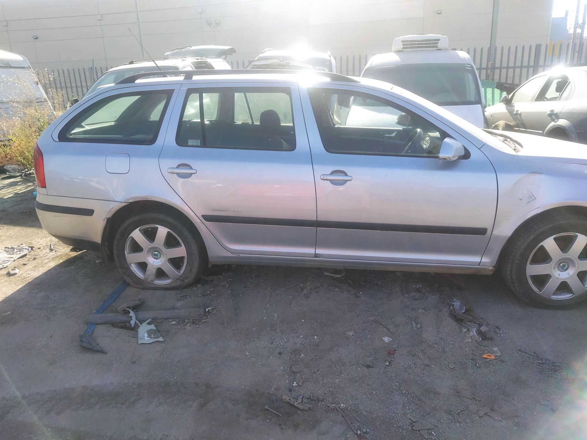 SKODA Octavia 2 generation (2004-2013) Rear Right Door 25785428