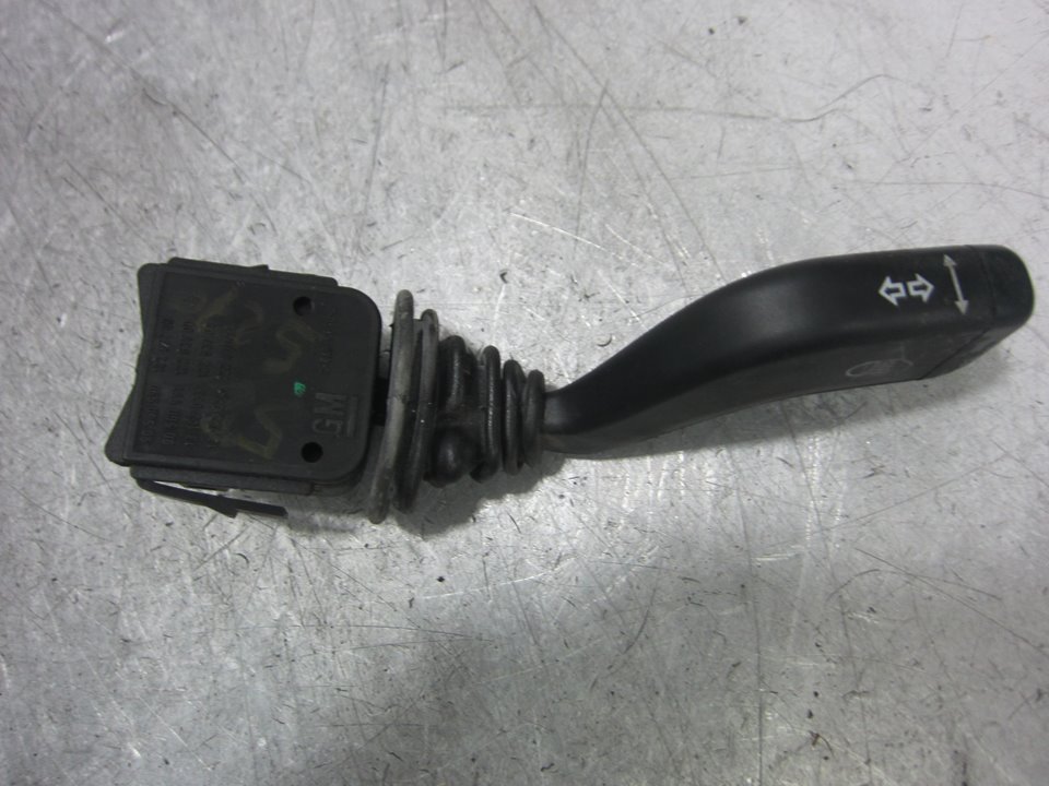 MAZDA 323 BA (1994-2000) поворота переключение  90560990 26542456