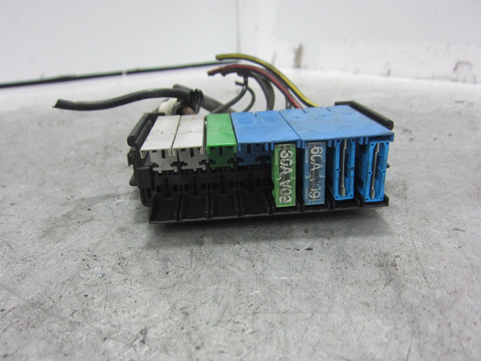 OPEL Astra H (2004-2014) Fuse Box 9685661 27264855