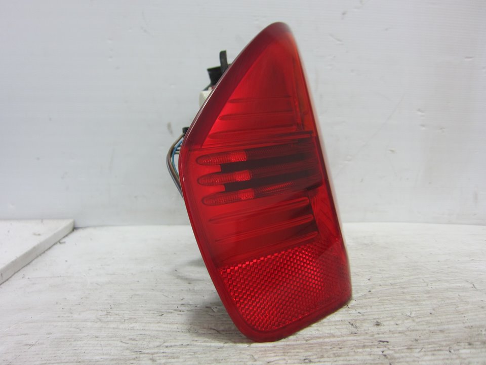 BMW 3 Series E90/E91/E92/E93 (2004-2013) Rear Left Taillight 6937457 24952582