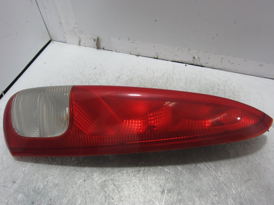 FORD Rezzo 1 generation (2004-2009) Rear Right Taillight Lamp 300527R 25319691