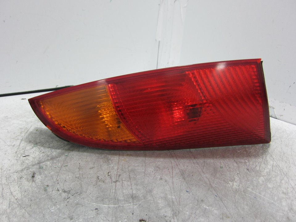 FORD Focus 1 generation (1998-2010) Rear Right Taillight Lamp XS4X13404AE 24938492