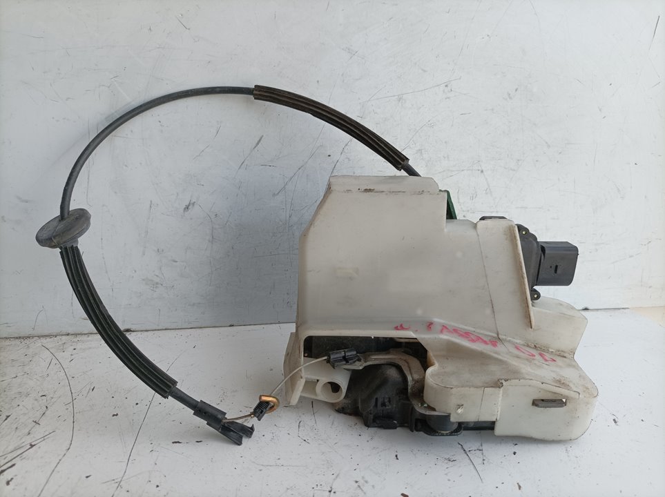 VOLKSWAGEN Passat Variant 1 generation (2010-2024) Rear Right Door Lock 3B0837350A 21280802