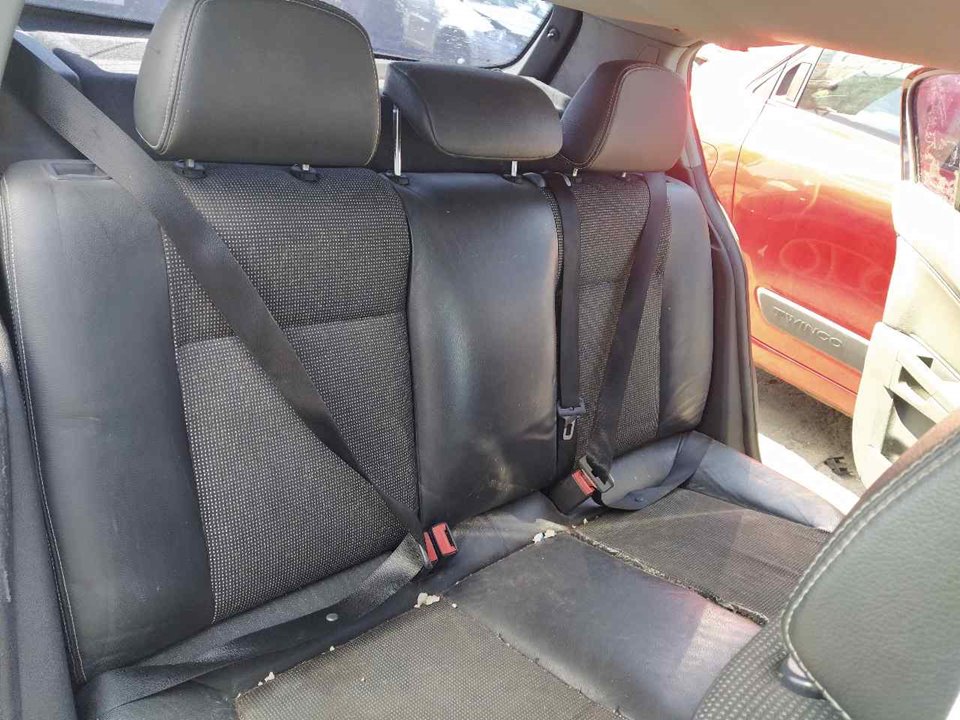 OPEL Astra J (2009-2020) Rear Left Seat Buckle 25340810