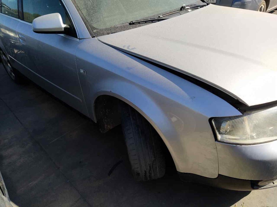 AUDI A4 B6/8E (2000-2005) Aripa dreapta față 24960774