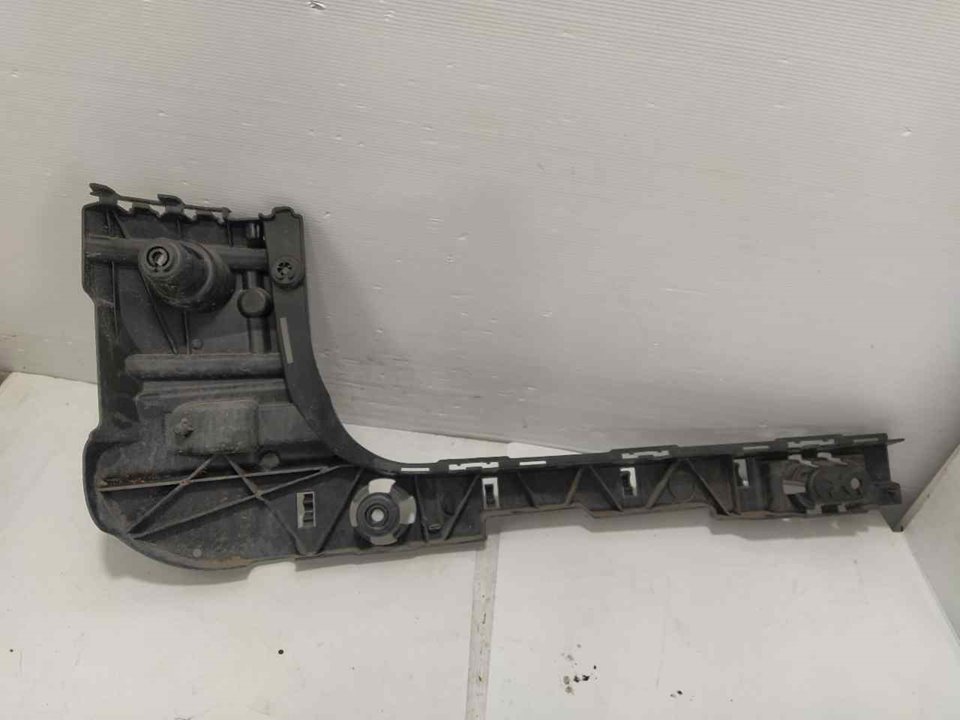 BMW X3 G01 (2017-2024) Rear Left Bumper Bracket 7400666 25780265