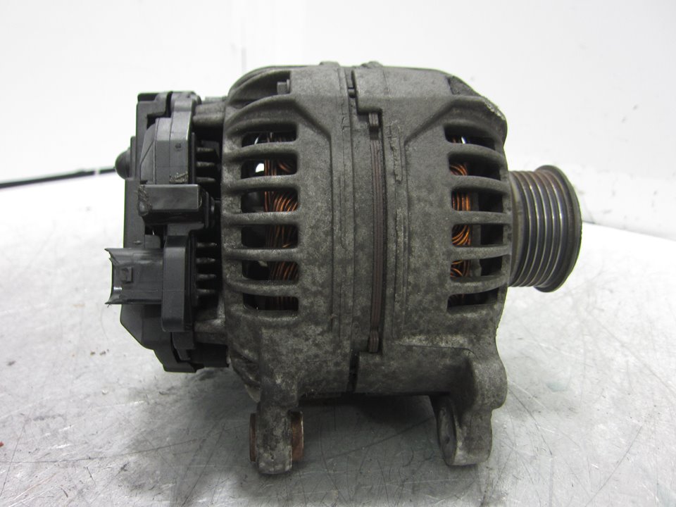 ALFA ROMEO A3 8L (1996-2003) Alternator 028903028E 25088863