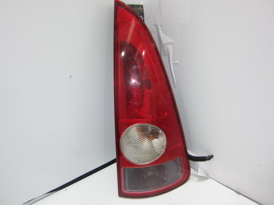 RENAULT Espace 4 generation (2002-2014) Rear Right Taillight Lamp 8200027152 20621624