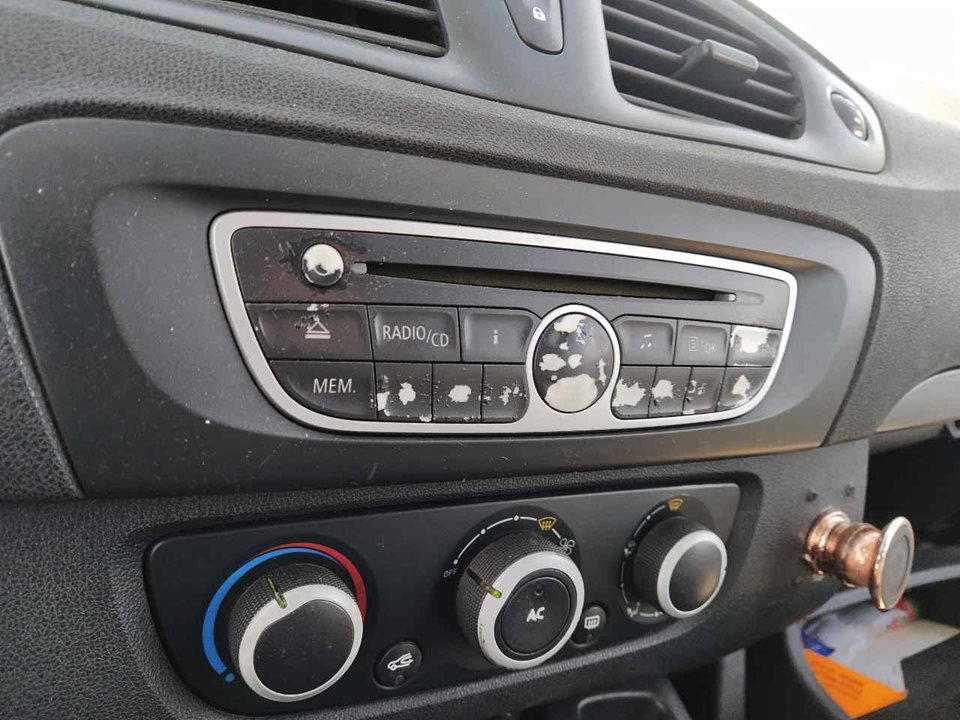 BMW Scenic 3 generation (2009-2015) Lecteur de musique sans GPS 25324526