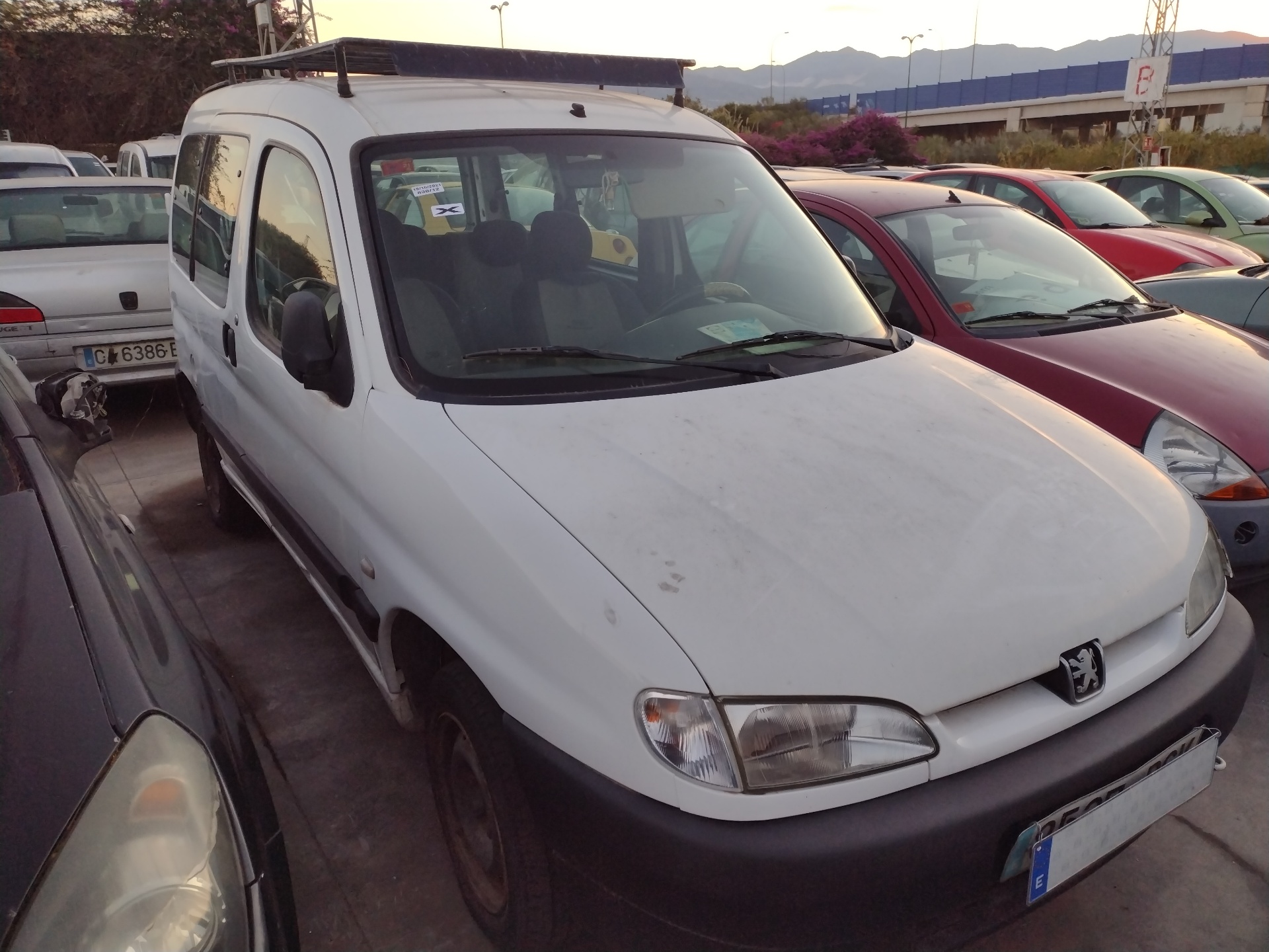 HYUNDAI Partner 1 generation (1996-2012) Încuietoare ușă dreapta față 9136J6 21279672