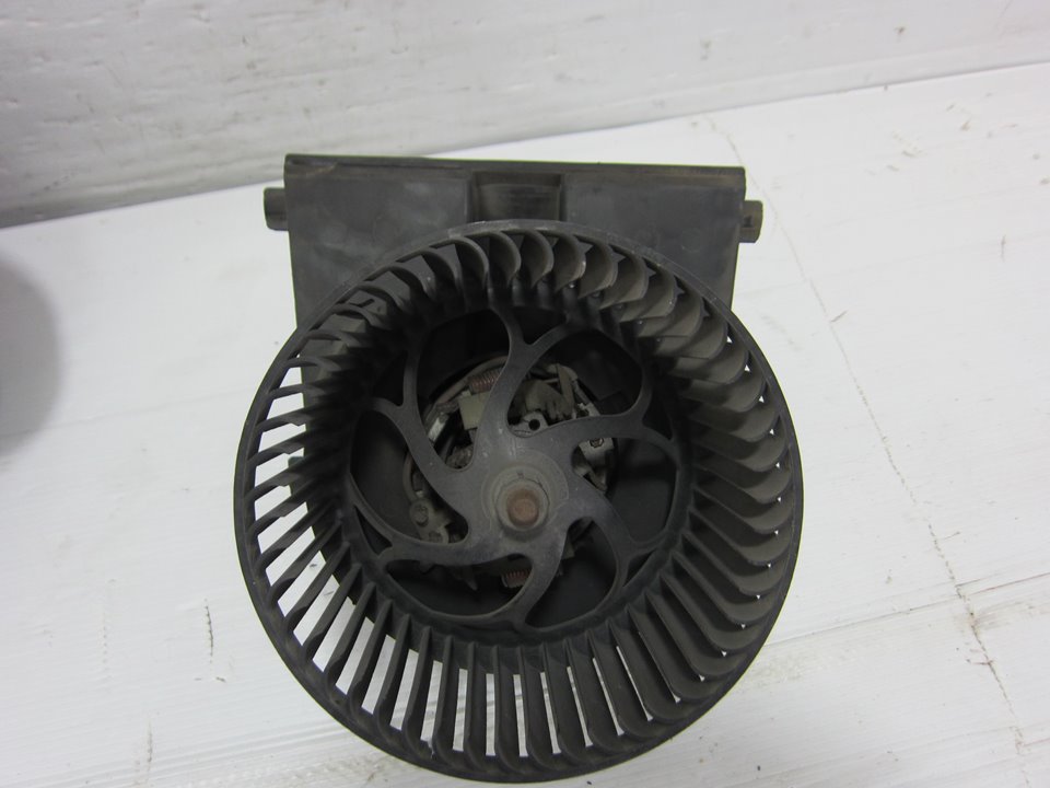 SEAT Ibiza 2 generation (1993-2002) Heater Blower Fan 1J1819021A 24941375