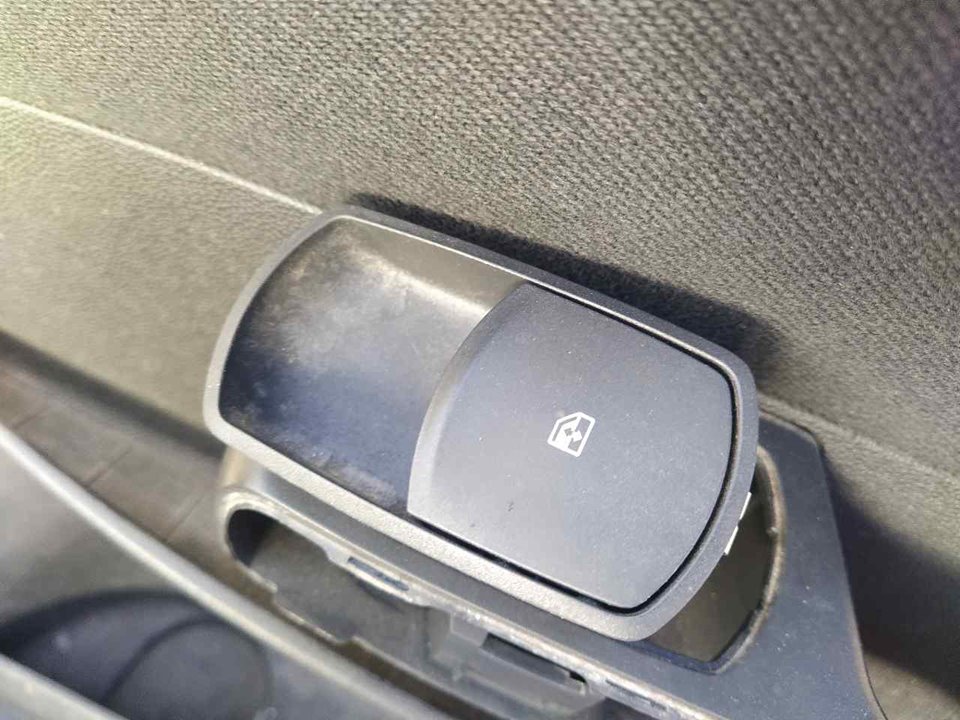 OPEL Corsa D (2006-2020) Кнопка стеклоподъемника передней правой двери 25338671